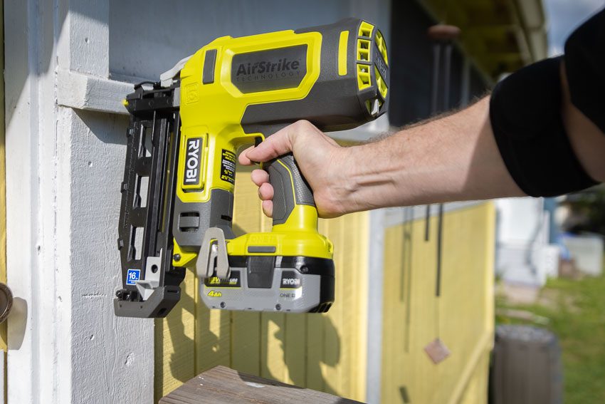 Ryobi P326